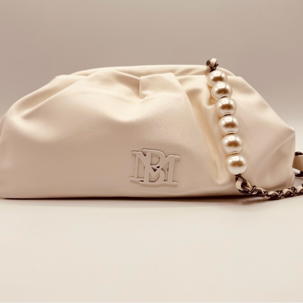 Badgley Mischka Cream Clutch with Pearl Chain